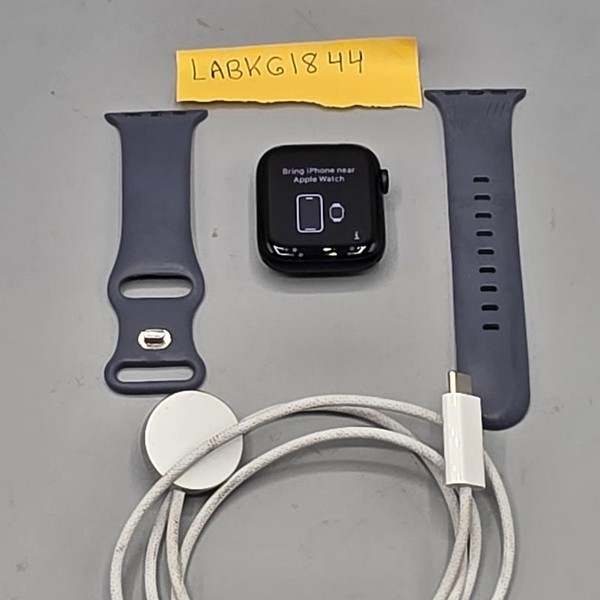 Apple Watch SE 3rd Gen 44mm - Unlocked, Midnight, A3328 - Cellular