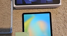 Mint
													Apple iPad Air 5th Gen - Wi-Fi, Blue, 64 GB, A2588, photo 3 of 8