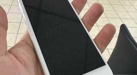 Good
													Apple iPhone 8 - Unlocked, Silver, 64 GB, A1863, photo 2 of 11