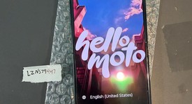 Mint
													Motorola Razr (2025) - Verizon, Green, 256 GB, 8 GB, photo 1 of 6