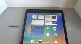 Good
													Apple iPad 9th Gen - Unlocked, Gray, 64 GB, A2603, photo 1 of 6