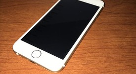 Good
													Apple iPhone 6 - Sprint, Gold, 32 GB, A1586, photo 5 of 7