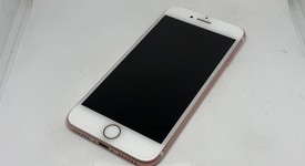 Fair
													Apple iPhone 7 - Cricket, Rose Gold, 32 GB, A1660, photo 1 of 9
