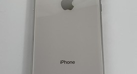 Good
													Apple iPhone Xs - Unlocked, Silver, 64 GB, A1920, photo 2 of 8