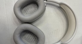 Used
													Apple AirPods Max - Silver, photo 2 of 7