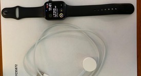 Mint
													Apple Watch Series 4 44mm - Gray, A1978 - GPS, Aluminum, photo 1 of 4