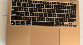 Good
													MacBook Air 2020 - 13" - Apple M1, Gold, 256 GB, 8 GB, photo 2 of 11