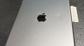 Fair
													Apple iPad 9th Gen - Unlocked, Gray, 64 GB, A2603, photo 5 of 8