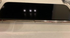 Mint
													Apple iPhone X - Verizon, Silver, 64 GB, A1865, photo 4 of 10