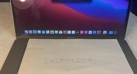 Good
													MacBook Pro 2016 (With Touch Bar) - 15" - Gray, 256 GB, 16 GB, photo 2 of 5