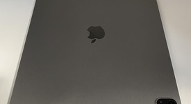Mint
													Apple iPad Pro 12.9" 6th Gen 2022 - Unlocked, Gray, 128 GB, photo 5 of 5