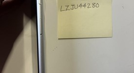 Good
													Apple iPhone SE 2nd Gen 2020 - Unlocked, White, 64 GB, A2275, photo 3 of 9
