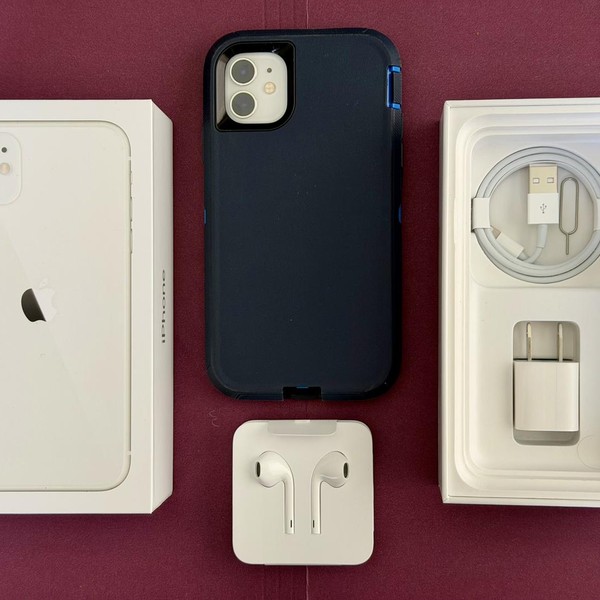 Apple iPhone 11 - Unlocked, 64 GB, White, A2111