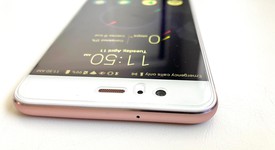 Mint
													Huawei P10 - Unlocked Non-US, Rose Gold, 64 GB, 4 GB, photo 3 of 7