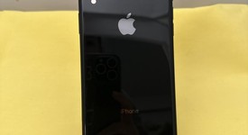Good
													Apple iPhone Xr - AT&T, Black, 64 GB, A1984, photo 2 of 6