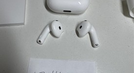 Used
													Apple AirPods 4th Gen - Standard, photo 2 of 3