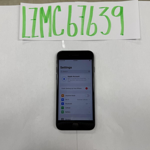 Apple iPhone SE 3rd Gen 2022 - Unlocked, 64 GB, Midnight, A2595