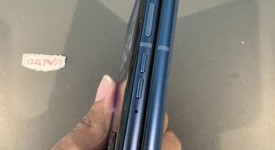 Mint
													Motorola Razr (2024) - Xfinity, Gray, 256 GB, 8 GB, photo 3 of 6