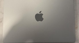 Good
													MacBook Air 2022 (M2) - 13" - Apple M2, Silver, 256 GB, 8 GB, photo 1 of 9
