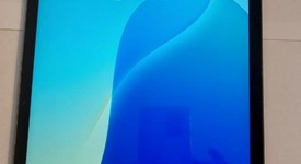 Fair
													Apple iPad 9th Gen - Unlocked, Gray, 64 GB, A2603, photo 4 of 4