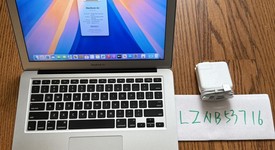 Good
													MacBook Air 2017 - 13" - I5, Silver, 512 GB, 8 GB, photo 1 of 9