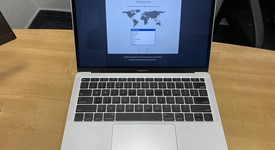 Mint
													MacBook Air 2018 - 13" - I5, Silver, 512 GB, 16 GB, photo 1 of 16