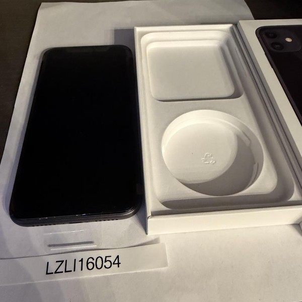 Apple iPhone 11 - Unlocked, 64 GB, Black, A2111
