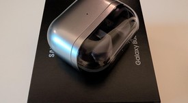 Used
													Samsung Galaxy Buds3 Pro - Silver, photo 5 of 8