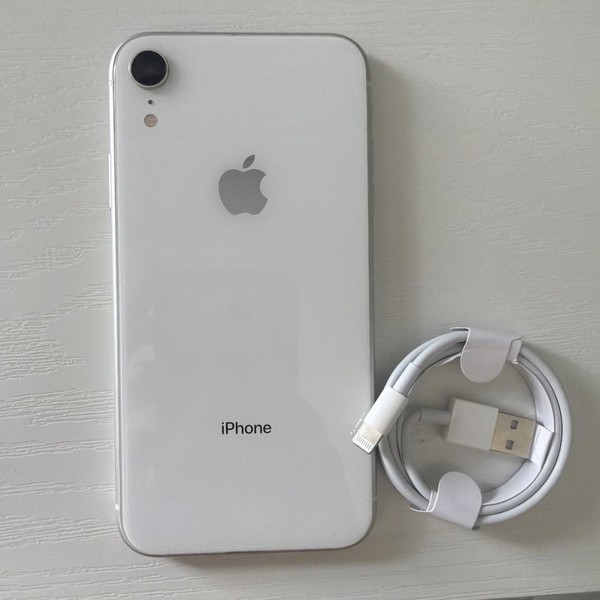Apple iPhone Xr - Unlocked, 64 GB, White, A1984