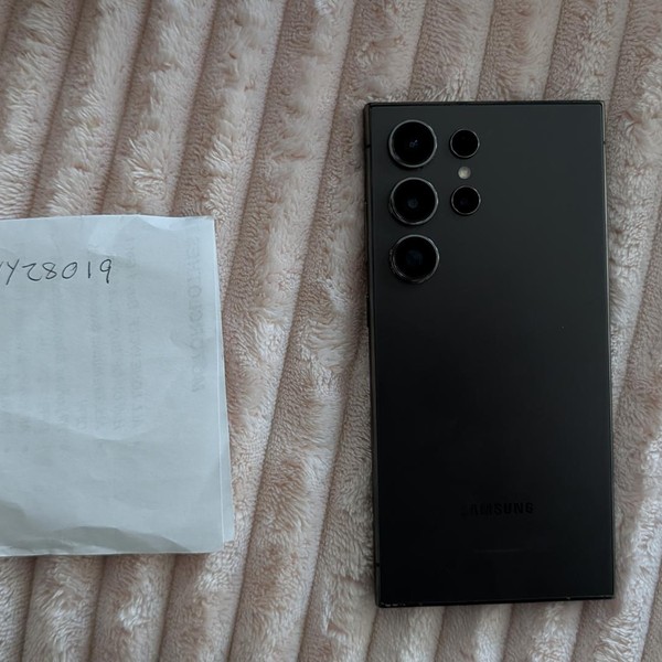 Samsung Galaxy S24 Ultra - Unlocked, 256 GB, Black, 12 GB, SM-S928U1