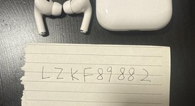 Used
													Apple AirPods Pro 2 - USB-C, photo 3 of 3