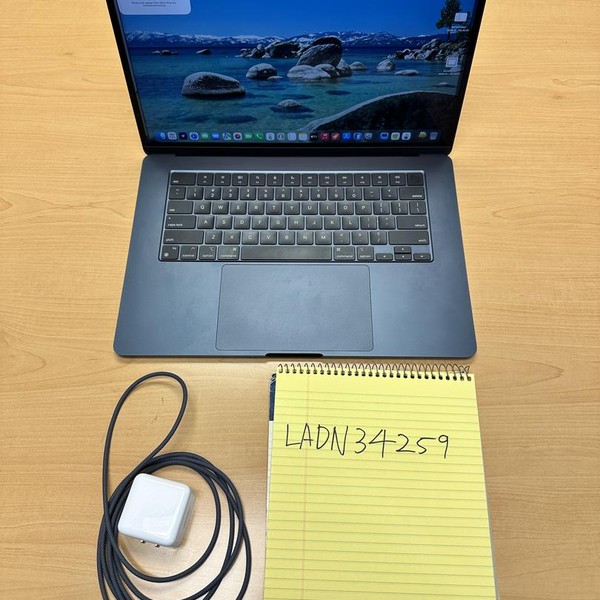 MacBook Air 2023 (M2) - 15 inch - 256 GB, Midnight, 8 GB, Apple M2