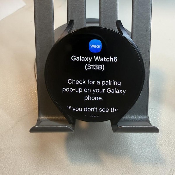 Samsung Galaxy Watch6 - Unlocked, Graphite, 44mm