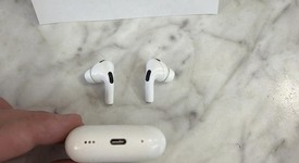 Used
													Apple AirPods Pro 2 - USB-C, photo 4 of 8