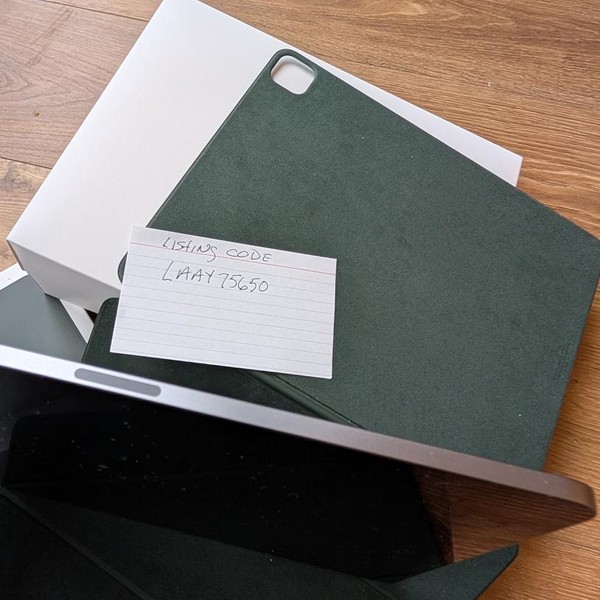 Apple iPad Pro 12.9 inch 6th Gen 2022 - Wi-Fi, 128 GB, Gray