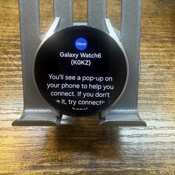 Samsung Galaxy Watch6 - Wi-Fi, Gold, 40mm