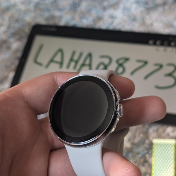 Google Pixel Watch 3 - Unlocked, Silver, 41mm, LTE
