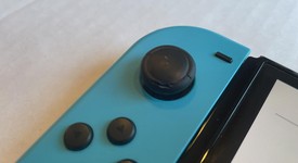 Good
													Nintendo Switch - OLED - Red & Blue, 64 GB, photo 3 of 9
