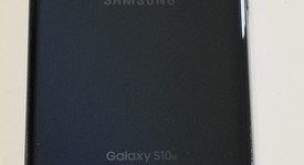 Mint
													Samsung Galaxy S10e - Unlocked, Black, 128 GB, 6 GB, SM-G970U1, photo 1 of 5