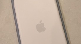 Mint
													Apple iPhone Air - Unlocked, Sky Blue, 256 GB, A3260, photo 4 of 12