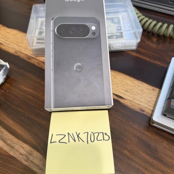 Google Pixel 10 Pro XL - Unlocked, 256 GB, Obsidian, GUL82