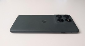 Mint
													Motorola Edge (2025) - T-Mobile, 256 GB, photo 3 of 6