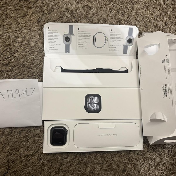 Apple Watch Series 11 42mm - Jet Black, A3331 - GPS, Aluminum