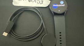 Good
													Samsung Galaxy Watch5 - Unlocked, Graphite, 40mm, photo 4 of 4