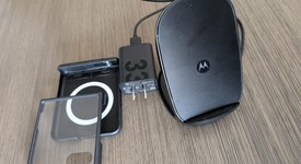 Good
													Motorola Razr Ultra (2025) - Unlocked, PANTONE Mountain Trail, 512 GB, 16 GB, photo 3 of 8