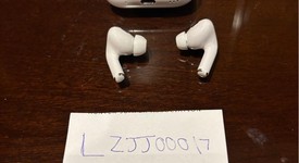 Used
													Apple AirPods Pro 2nd Gen - USB-C, photo 3 of 10