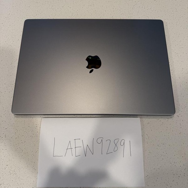 MacBook Pro 2023 - 16 inch - 512 GB, Gray, 16 GB, Apple M2 Pro 12-core