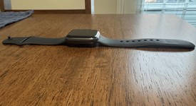 Fair
													Apple Watch SE 1st Gen 40mm - Gray, A2351 - GPS, Aluminum, photo 5 of 7