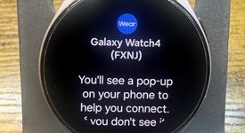 Good
													Samsung Galaxy Watch4 - Unlocked, Gold, 40mm, photo 1 of 6