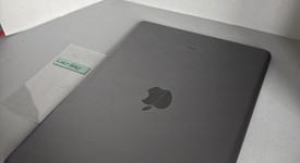 Good
													Apple iPad 9th Gen - Unlocked, Gray, 256 GB, A2603, photo 5 of 5